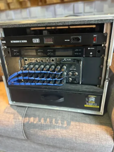 Hack XR18 Behringer