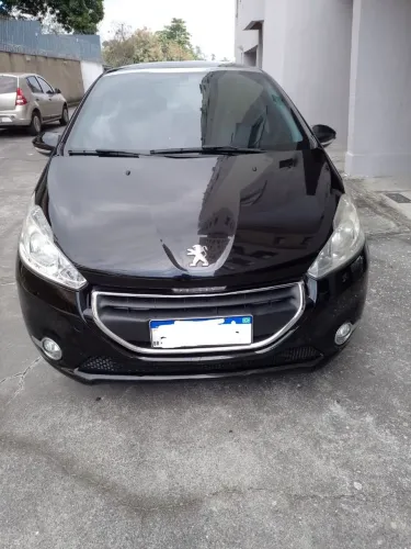 Peugeot 208 Allure 1.5 Flex 8V 5P 2014