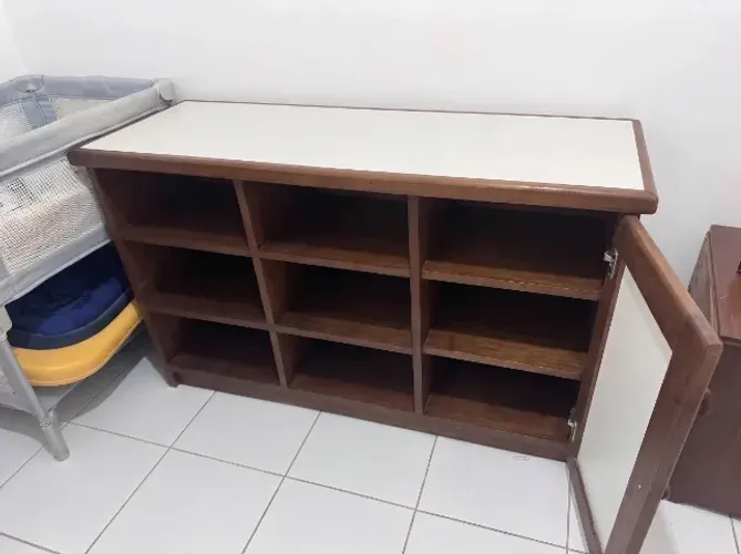 Móvel/Rack Organizador em Madeira Angelim - Excelente Estado!