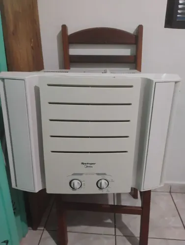 Ar condicionado de janela 10.000 BTUs 110V