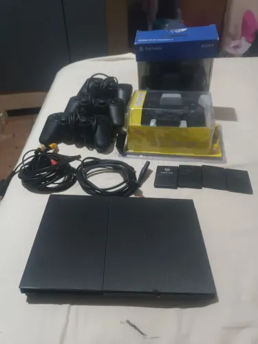 Playstation 2 + 85 jogos e 5 controles