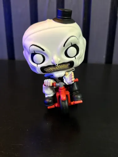 Funko Pop Art the Clown with Bike #1591 - Terrifier