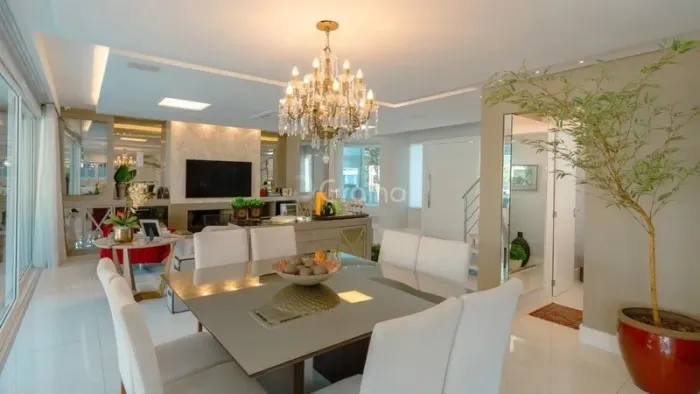 Linda casa no João Paulo em condomínio fechado