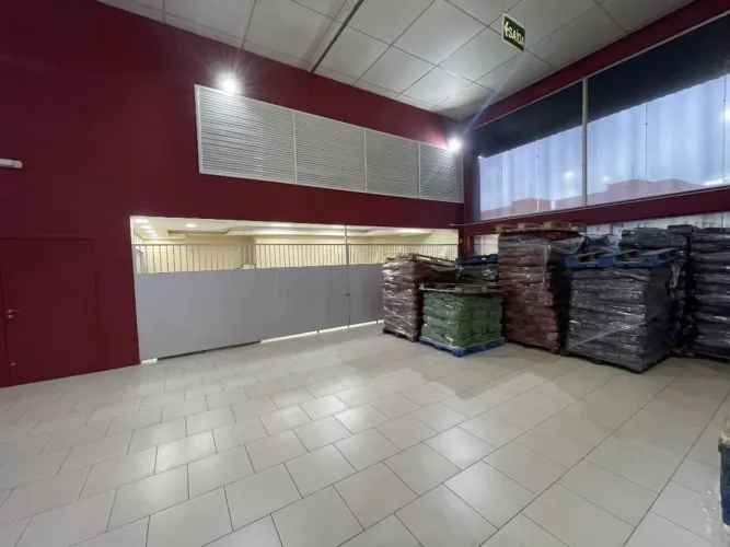 Sala para alugar, 200 m² por R$ 4.600 + taxas/mês - Bom Retiro - Joinville/SC