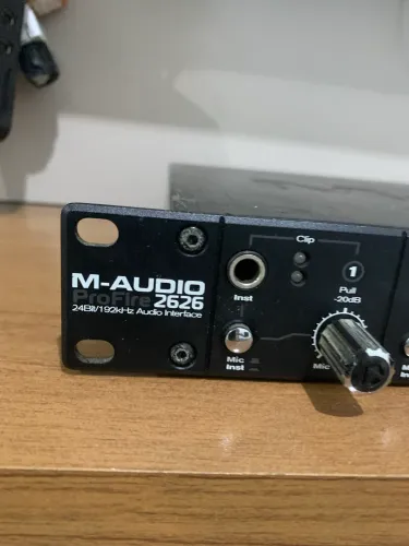 Interface de Audio M-Audio ProFire 2626