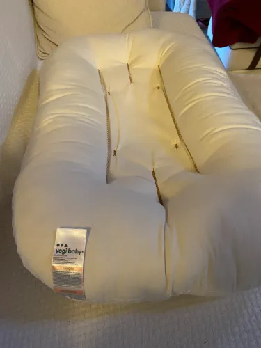 Vendo ninho yogi baby perfeito estado com duas capas