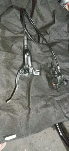 Freio hidráulico Shimano M355 dianteiro 