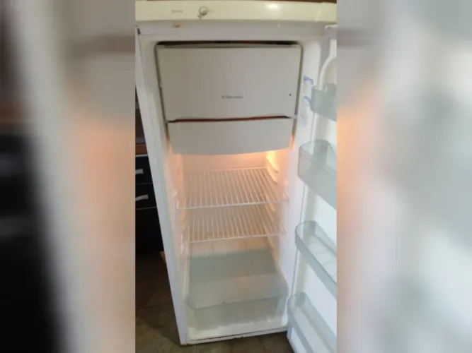 Geladeira Electrolux Completinha