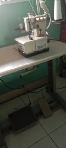 Quero vender uma máquina Galoneira semi industrial em perfeita condições valor 1.500
