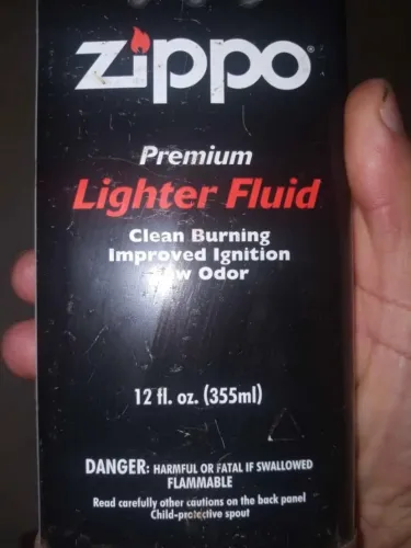 Zippo Premium Lighter Fluid EUA (Fluído Isqueiro) 355 ml (12 Oz.)