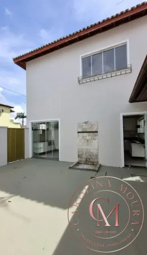 Condomínio Cidade Jardim I - Casa com 3 quartos sendo 1 suíte.