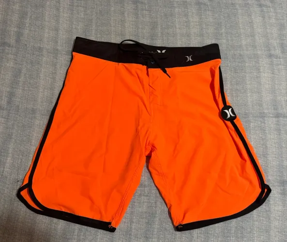 Bermuda Hurley Phantom Laranja