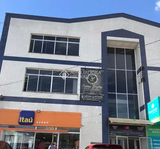 Sala Comercial com 150m² na Av. Dorival Cândido Luz de Oliveira - São Vicente