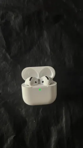 Airpods 4 - Original - Pouco usado