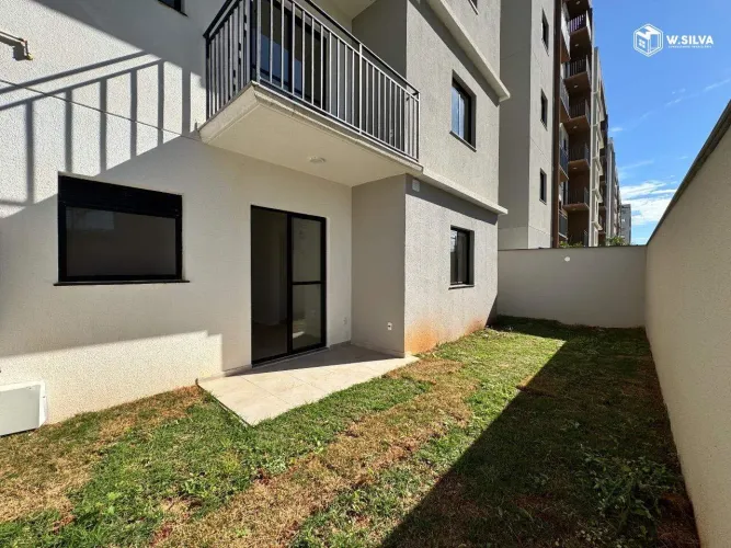 Apartamento à venda, 2 quartos, 2 vagas, quintal privativo, Viva Parque Residencial - Inda