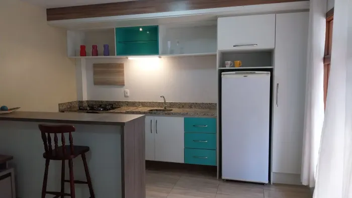 Alugo apto R$ 1.800,00