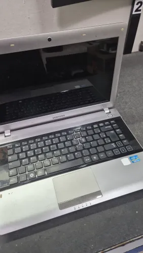 Notebook Samsung RV420 Para retirada de peças
