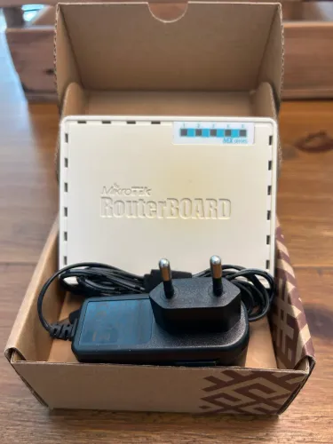 Mikrotik Rb750gr3 Hex V3 5 Portas Gigabit Ethernet Poe E Vpn 