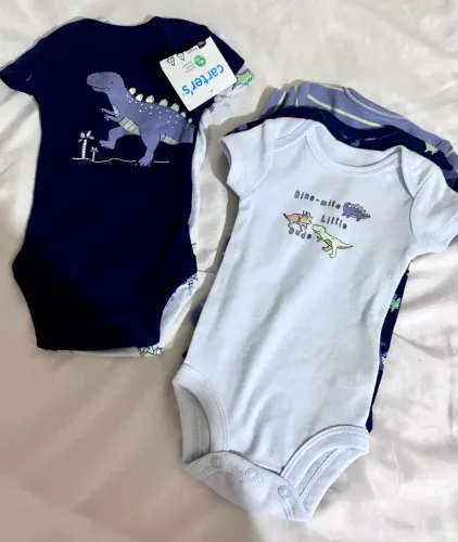 Kit 5 body cárter?s, novos em ótimas condições, são tamanho NB