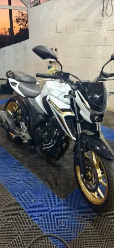 Yamaha FZ25 250 Fazer Connected 2025