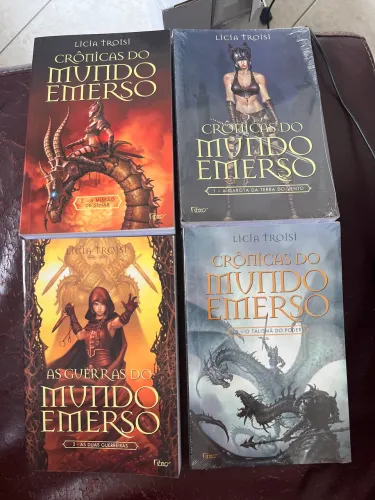 Crônicas do Mundo Emerso - Lote