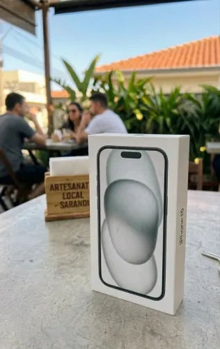 iPhone 15 Black 128GB Novo Original