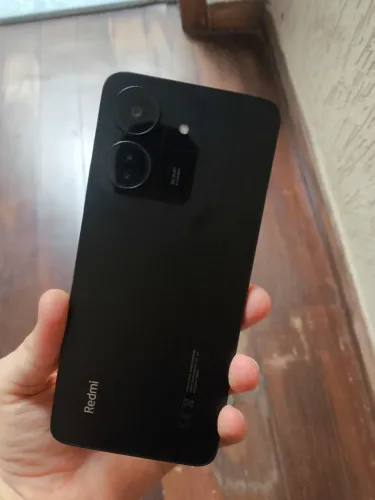 Xiaomi 13C 256gb 8 GB RAM