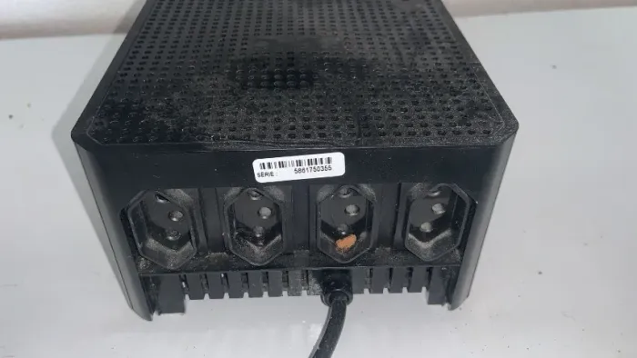 VENDO TRANSFORMADOR 220V P/ 110 V