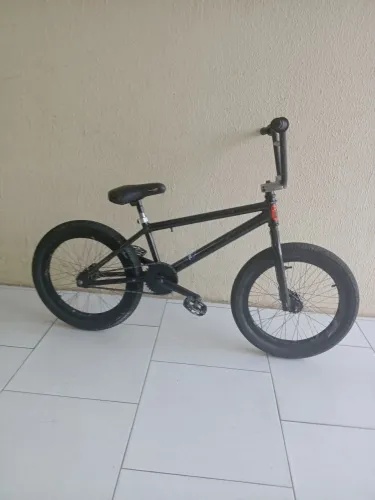 Bicicleta de bicicros e dirt