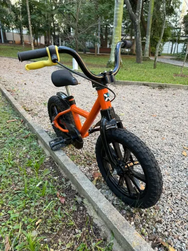 Bicicleta infantil Btwin aro 14 robot