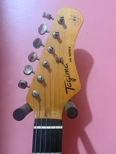 Guitarra tagima