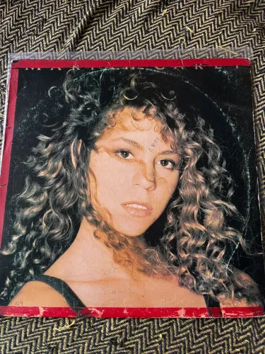 LP Mariah Carey com encarte