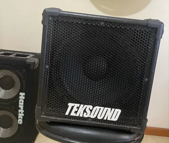 Caixa TEKSOUND para baixo com falante de 250w e driver JBL novos