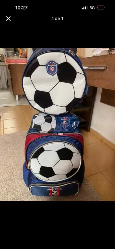 KIT MOCHILA INFANTIL BAGAGGIO - FUTEBOL