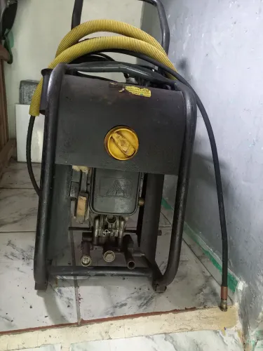 Vende - se Máquina de lavar jato Cashin