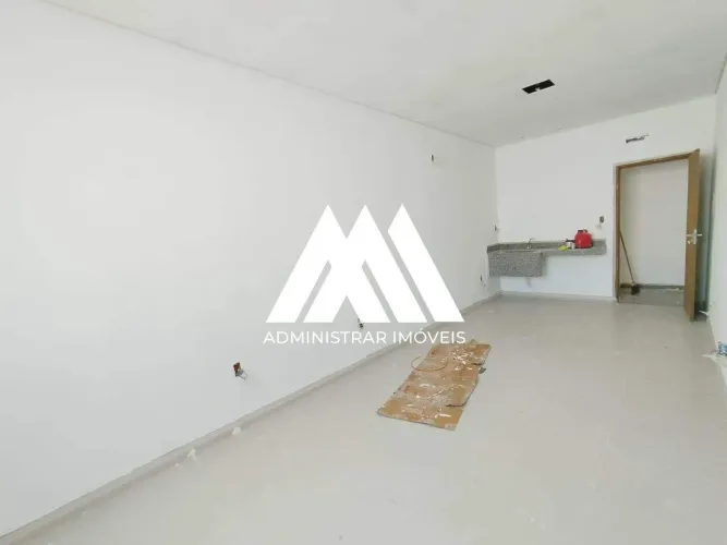 Alugo sala comercial em Itaúna com excelente localização!
