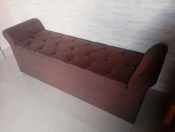 Baú de Pé de cama em ótimo estado