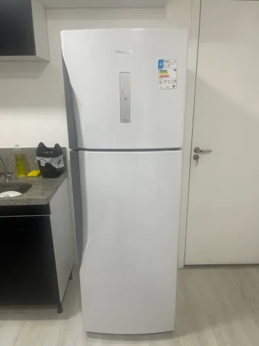 Geladeira Panasonic BT41 Frost Free Seminova