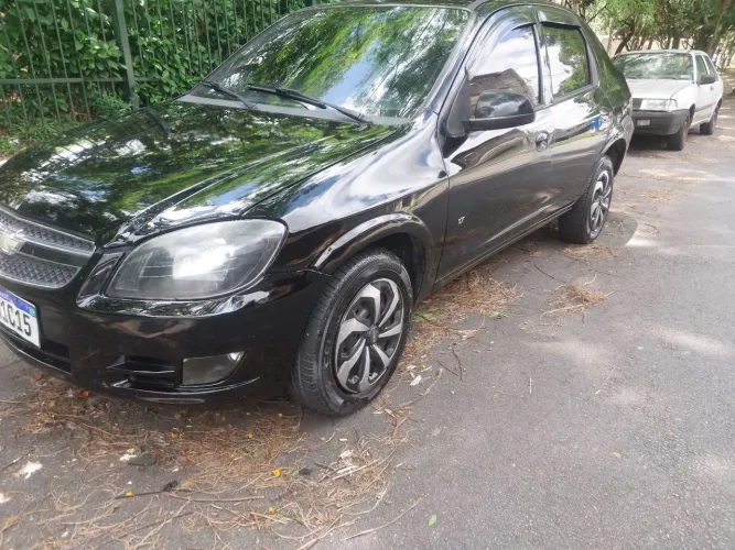 Chevrolet Prisma Sed. Maxx/ LT 1.4 8V Econof. 4P 2012