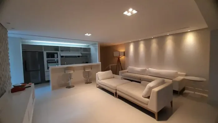 Duplex para venda com 05 suítes no condomínio Porto Real Resort