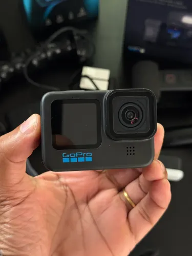 GOPRO HERO 10 BLACK COMPLETA COM ACESSÓRIOS