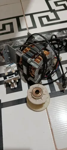 Motor para tanquinho de lavar roupas. 