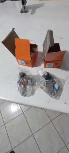 Vendo pivô  para Ford Focus 