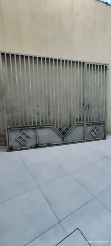 Portão basculante usado