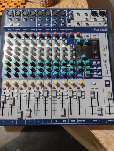 Musical instrumento no cartão de credito