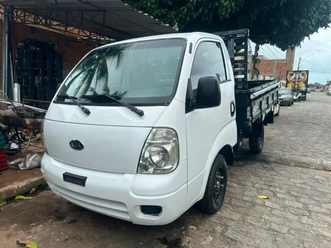 Kia bongo 2011 