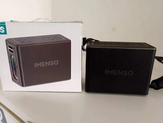 Caixa de som imenso