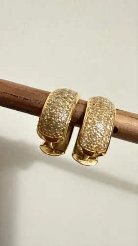 Brinco Argola com pedra OURO