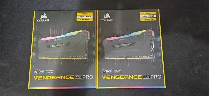 Memória RAM Vengance RGB Pro 2x 8GB 3000MHz