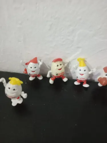 Lote kinder ovo colecionáveis